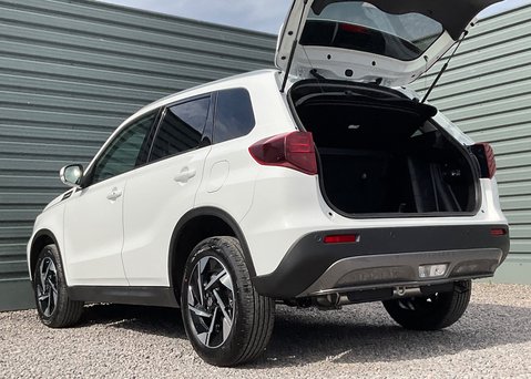 Suzuki Vitara Ultra Allgrip 13