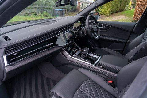 Audi SQ8 TFSI V8 Vorsprung 9