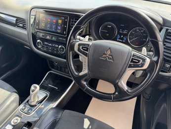 Mitsubishi Outlander 2.0 12kWh Juro CVT 4WD Euro 6 (s/s) 5dr