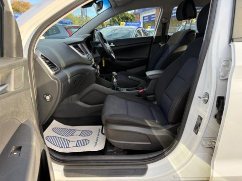 Hyundai TUCSON 1.6 GDi Blue Drive SE Nav Euro 6 (s/s) 5dr 17