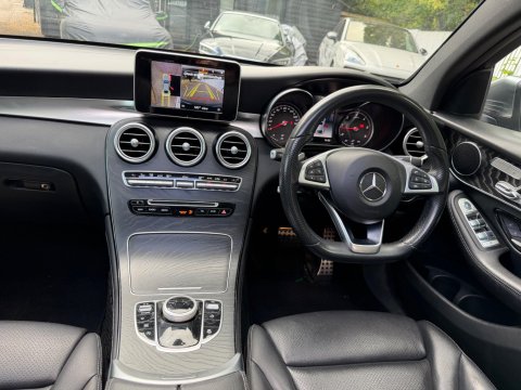 Mercedes-Benz GLC GLC 250 D 4MATIC AMG LINE PREMIUM 27
