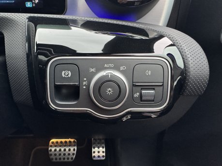 Mercedes-Benz CLA Class CLA 35 AMG 4Matic Premium Plus MHEV Petrol Auto PAN ROOF, MEMORY SEATS, NAV 22