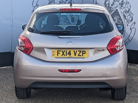 Peugeot 208 HDI ACTIVE 8