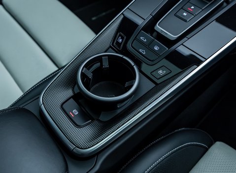 Porsche 911 Turbo S 21