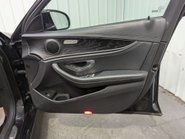 Mercedes-Benz E Class 2.0 E 300 AMG Line de Auto 4dr 49