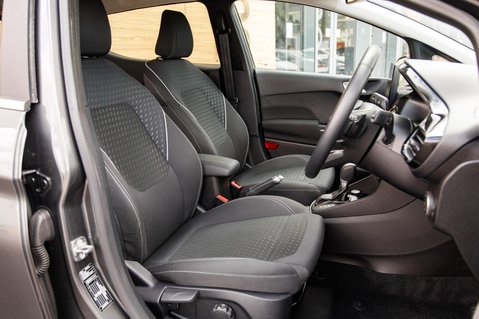 Ford Fiesta TITANIUM 29