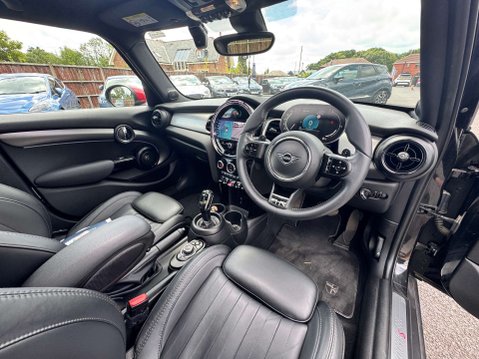 Mini Hatch 2.0 Cooper S Exclusive Auto 5dr 13