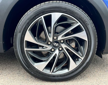 Hyundai TUCSON 1.6 Tucson Premium SE48v MHEV CRDi 2WD Semi-Auto 5dr 15