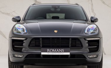 Porsche Macan GTS 4