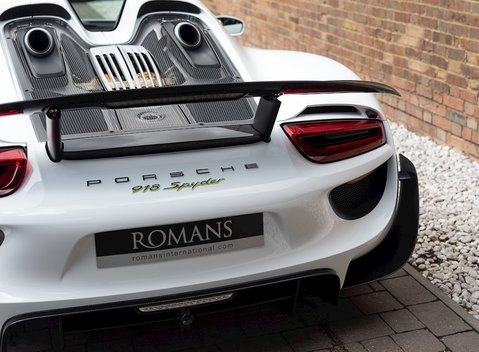 Porsche 918 Spyder 26