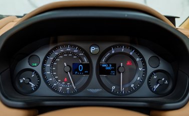 Aston Martin Vanquish Zagato Speedster 16