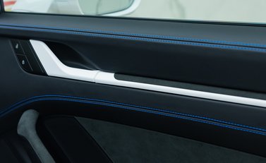 Porsche 911 DAKAR (992) 34