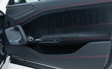 Ferrari GTC4 Lusso T 26