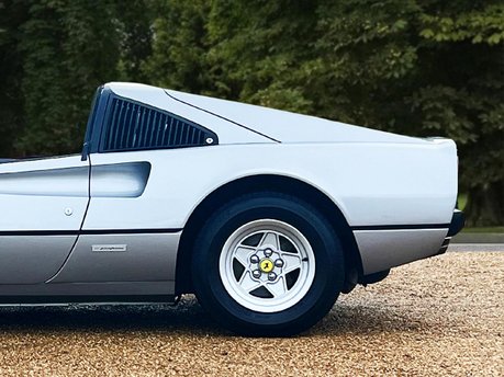 Ferrari 308 GTS 10