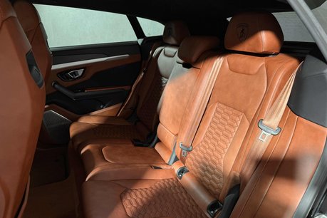 Lamborghini Urus V8. NOW SOLD. SIMILAR REQUIRED. PLEASE CALL 01903 254800. 20