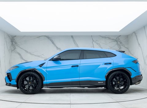 Lamborghini Urus Performante 2