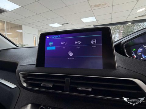 Peugeot 5008 1.2 PureTech Allure EAT Euro 6 (s/s) 5dr 32