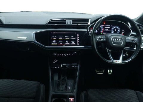 Audi Q3 1.5 TFSI CoD 35 S line Sportback 5dr Petrol S Tronic Euro 6 (s/s) (150 ps) 20