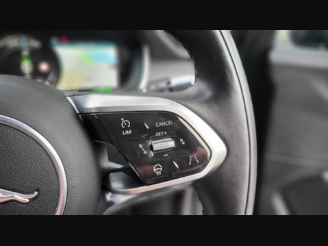 Jaguar I-Pace BLACK 28