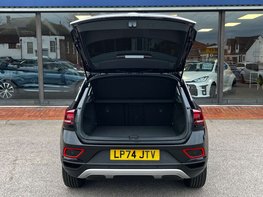 Volkswagen T-Roc 1.5 T-Roc Match TSI S-A 5dr 70