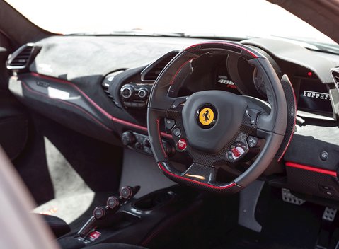 Ferrari 488 Pista 11