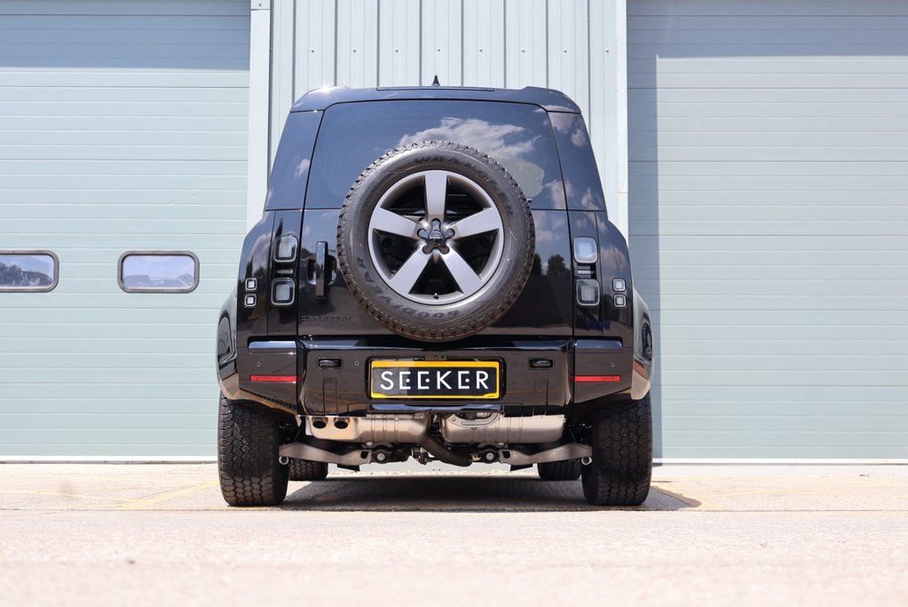Land Rover Defender 110 2026 D350 HSE GENUINE REAR LAND ROVER SEATS FITTED X DEMO MODEL 5