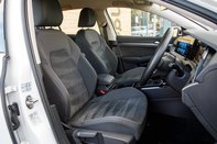 Volkswagen Golf STYLE TSI 31