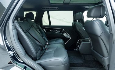 Land Rover Range Rover P530 Autobiography LWB 12