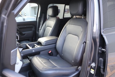 Land Rover Defender 110 D300 HARD TOP X-DYNAMIC HSE  STYLED BY SEEKER WITH A REAR SEAT CONVERSION  17