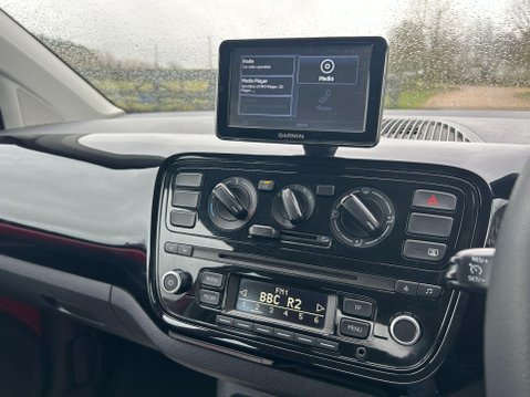 Volkswagen Up 1.0 Move up! Euro 5 3dr 37