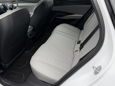 BYD Seal 6 1.5 DM-i Boost 5dr e-CVT 33