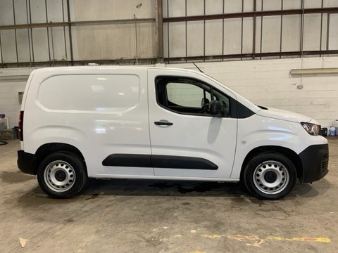 Peugeot Partner BLUEHDI PROFESSIONAL PREMIUM PLUS L1 4