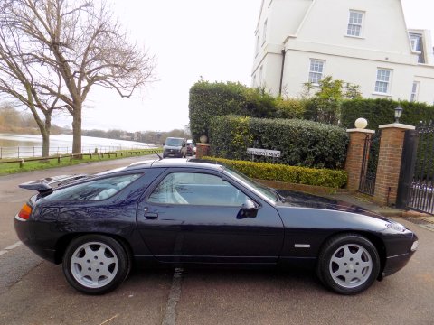 Porsche 928 GT 71