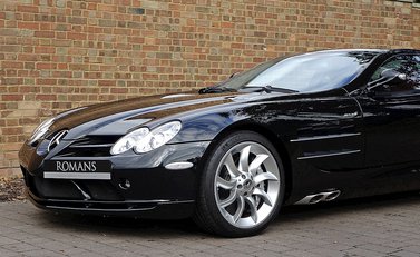 Mercedes-Benz SLR McLaren 13
