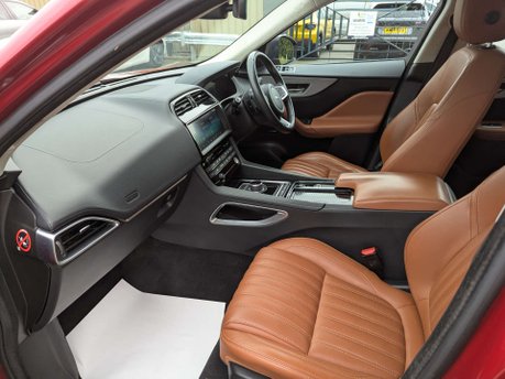 Jaguar F-Pace 2.0 F-PACE Portfolio AWD D Auto 4WD 5dr 22