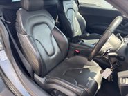 Audi R8 .2 FSI V10 Coupe 2dr Petrol S Tronic quattro Euro 5 (525 ps) 25