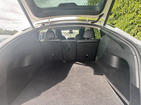 Tesla Model Y (Dual Motor) Long Range SUV 5dr Electric Auto 4WDE (384 bhp) 10
