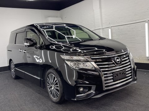 Nissan Elgrand E52 3.5 V6 4WD Highway Star, PNE52 1