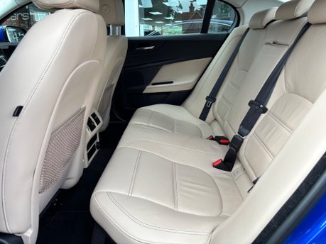 Jaguar XE 2.0i Prestige Saloon 4dr Petrol Auto Euro 6 (s/s) (200 ps) 13