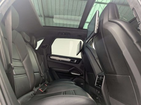 Porsche Cayenne 4.0 Cayenne T S E-Hybrid Auto 4WD 5dr 45