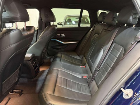 BMW 3 Series 2.0 330e 12kWh M Sport Pro Edition Touring 5dr Petrol Plug-in Hybrid Auto x 38