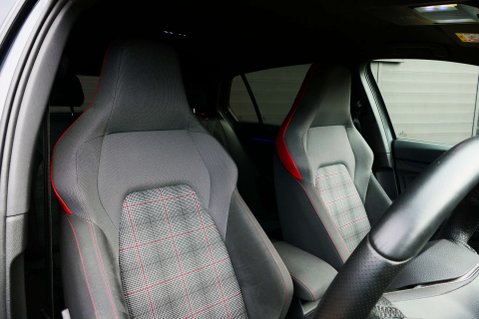 Volkswagen Golf 2.0 Golf GTi TSi Semi-Auto 5dr 4