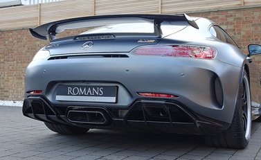 Mercedes-Benz Amg GT GT R 23