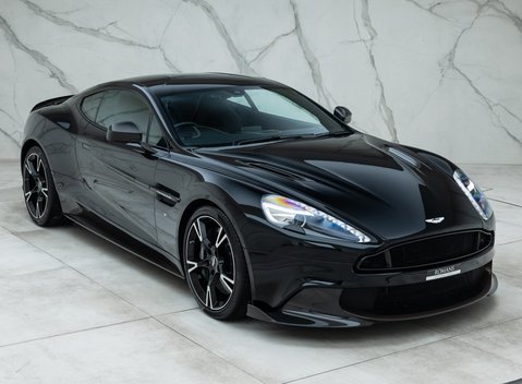 Aston Martin Vanquish S Ultimate 8