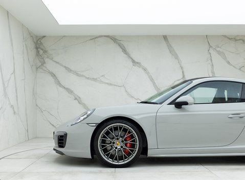 Porsche 911 (991.2) Carrera 4S 23