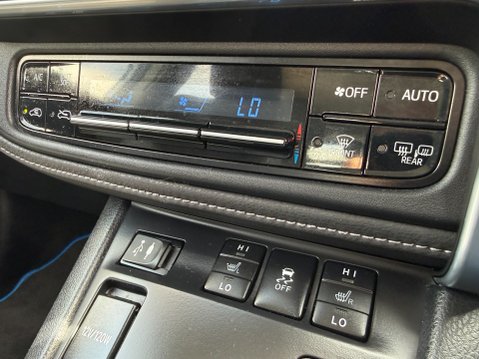 Toyota Auris VVT-I BUSINESS EDITION TSS 23