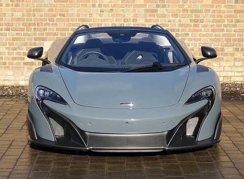 McLaren 675 LT Spider 29