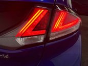 Hyundai IONIQ 1.6 IONIQ Premium SE FHEV Semi-Auto 5dr 48