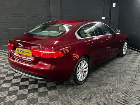 Jaguar XE 2.0 XE Prestige D Auto 4dr 3