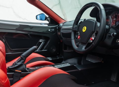 Ferrari F430 SCUDERIA SPIDER 16M 16